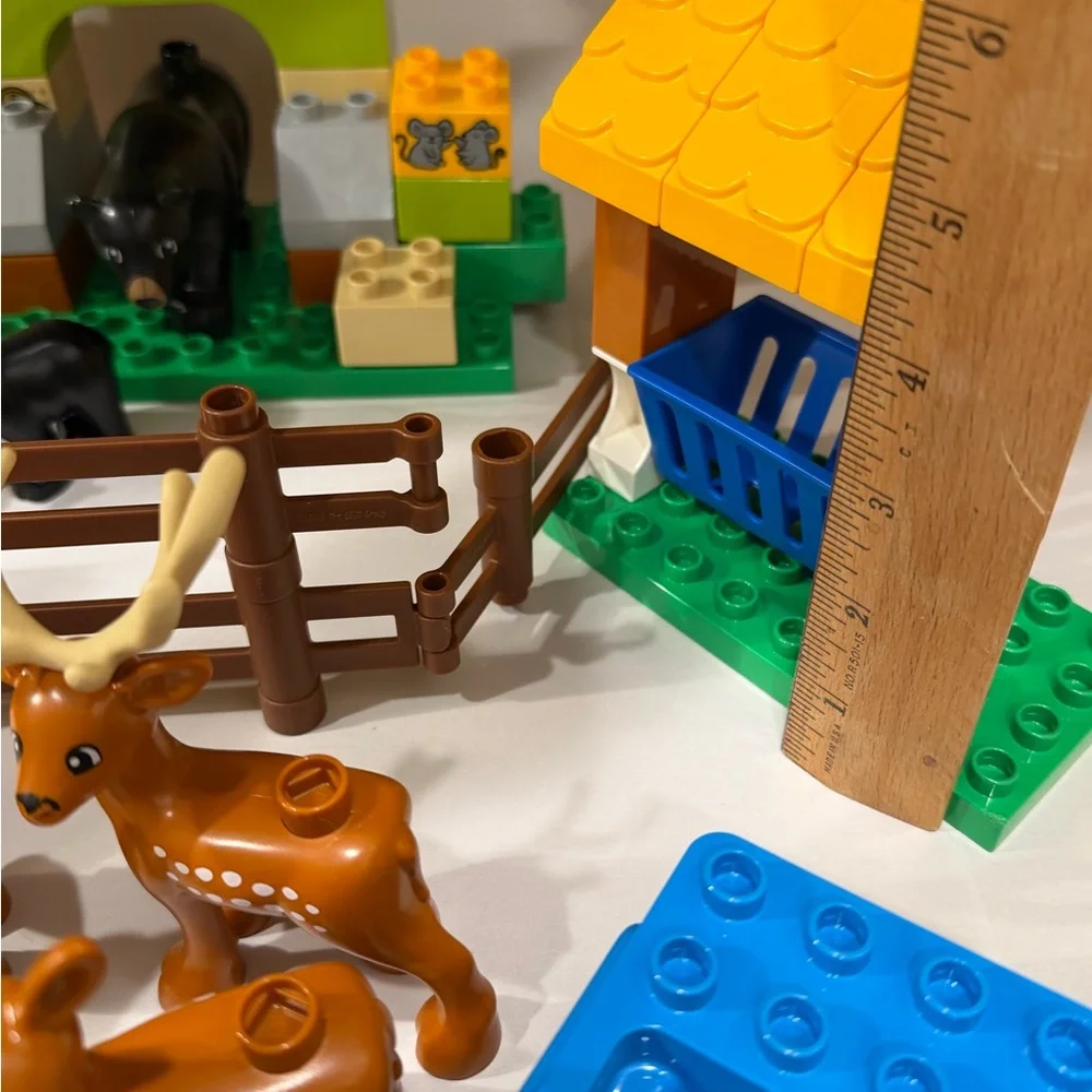 LEGO Duplo park forest play Adventure Set - Multicolor
